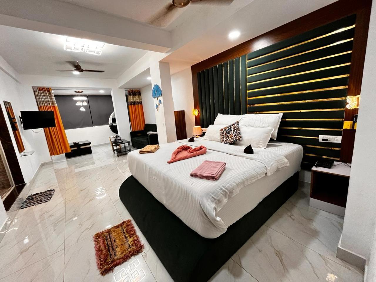 Hotel Small Daddy Plus 卡兰古特 外观 照片