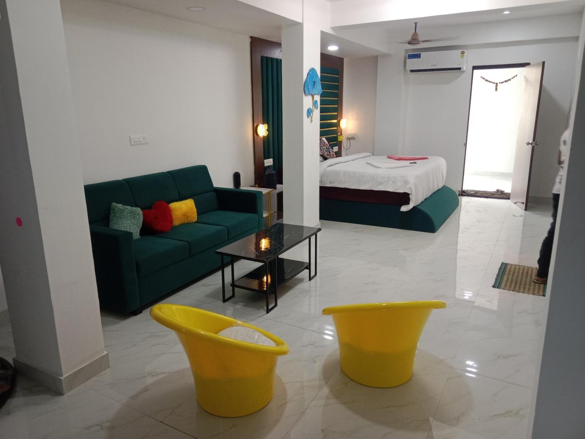 Hotel Small Daddy Plus 卡兰古特 外观 照片