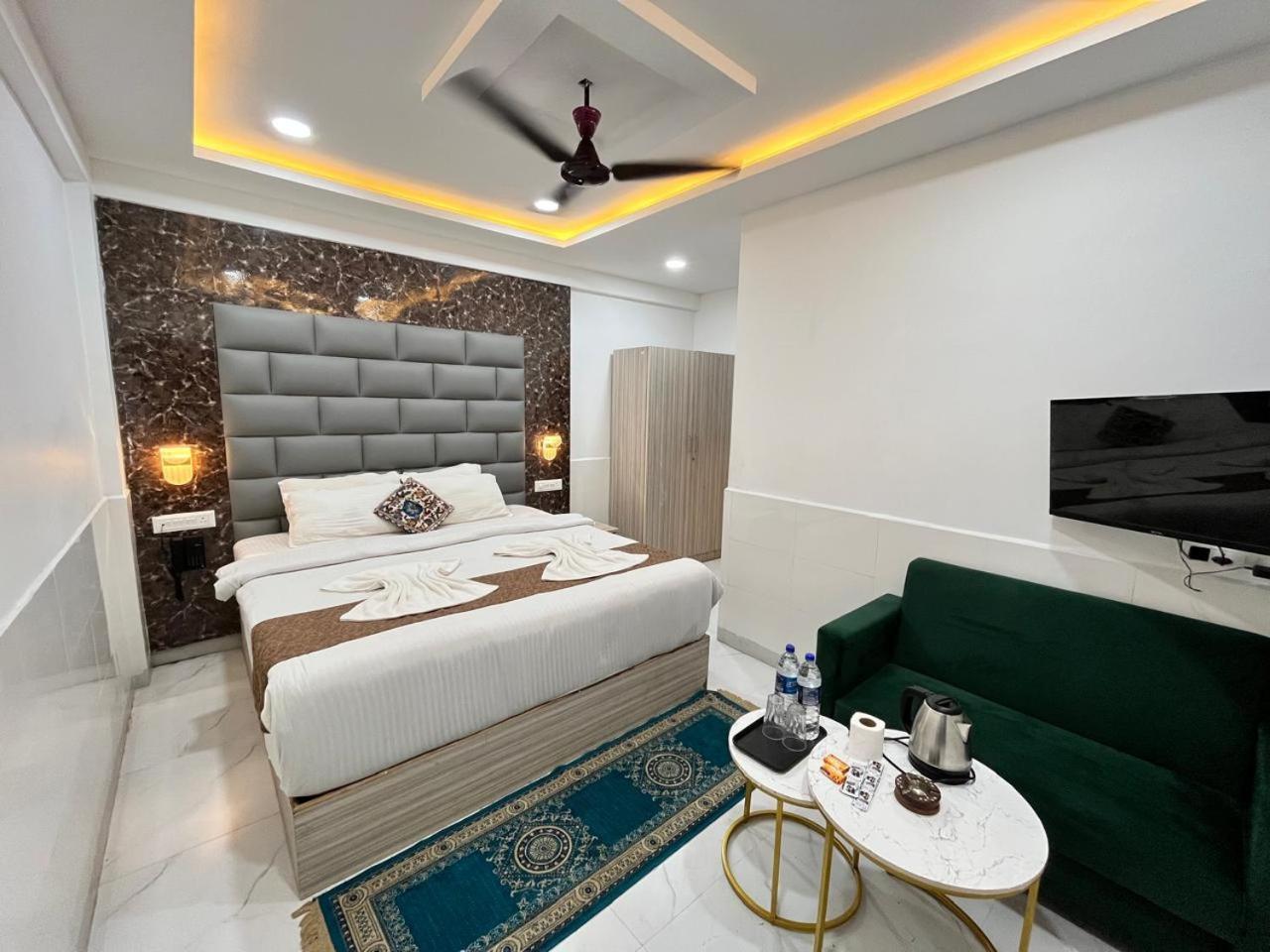 Hotel Small Daddy Plus 卡兰古特 外观 照片