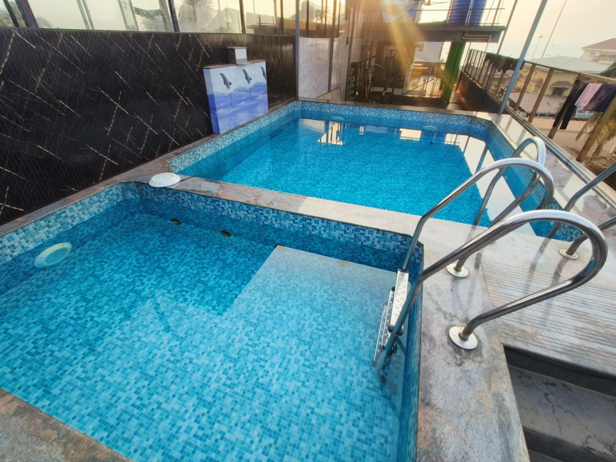 Hotel Small Daddy Plus 卡兰古特 外观 照片