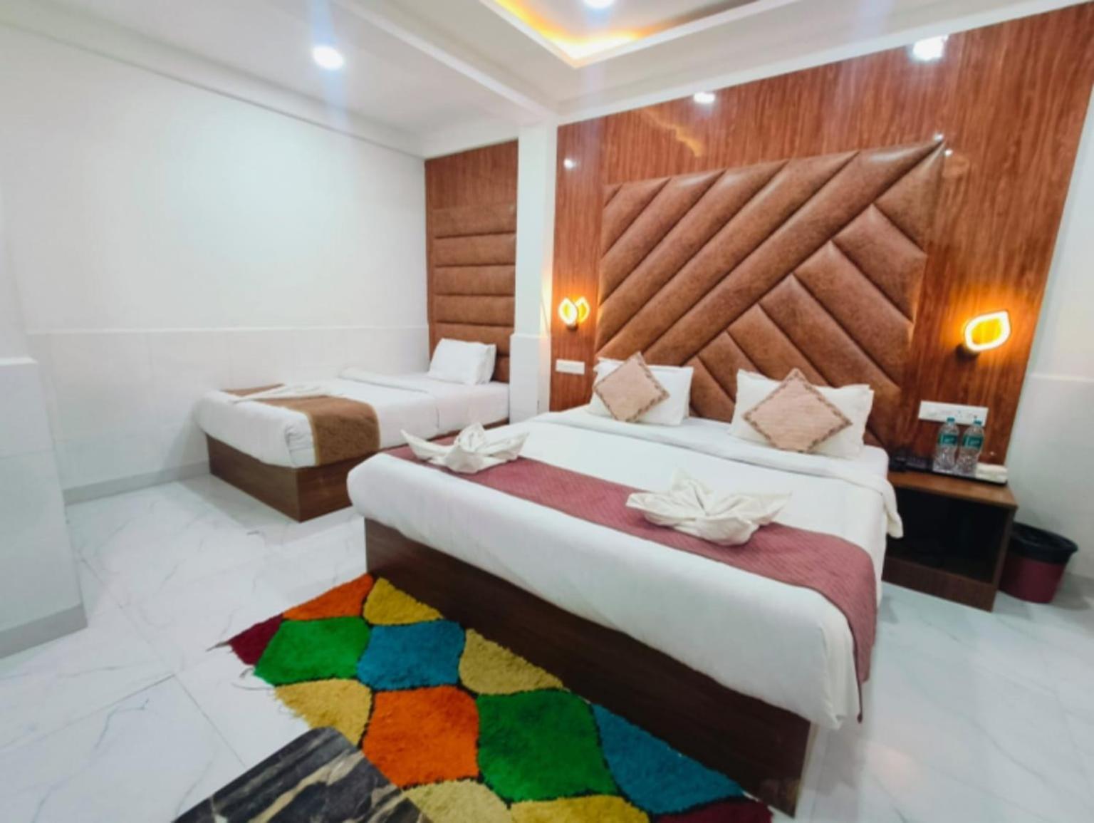 Hotel Small Daddy Plus 卡兰古特 外观 照片